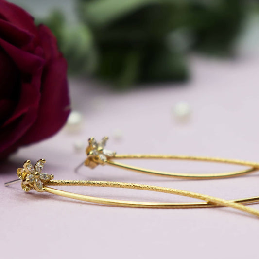 עגילי פרח זהב איב Princess K Jewelry